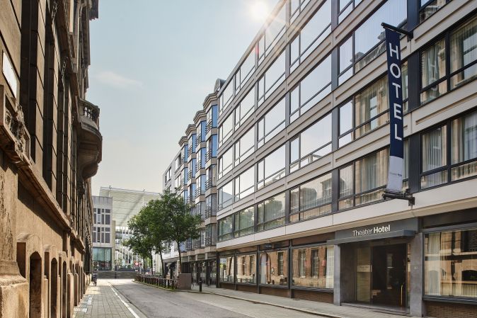 Theater Hotel by HappyCulture